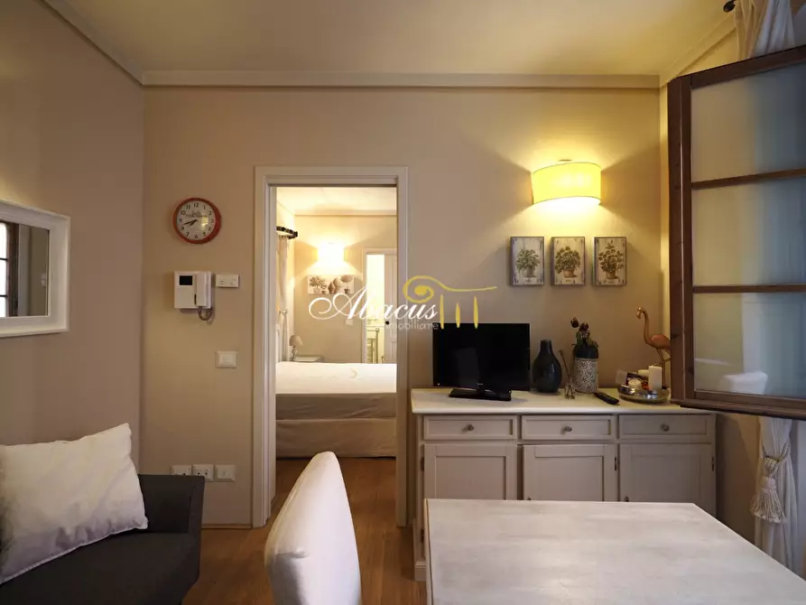 Immagine 1 di Appartamento in affitto  in CURE, via del Ponte alle Riffe a Firenze
