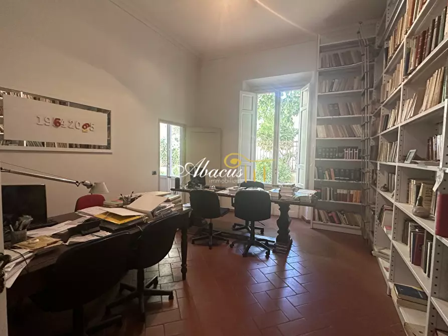 Immagine 1 di Ufficio in affitto  in via Cavour a Firenze