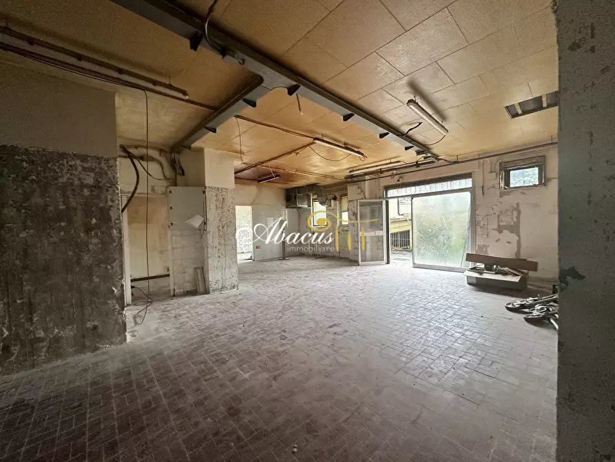 Immagine 4 di Laboratorio in affitto  in Via Sernesi a Firenze