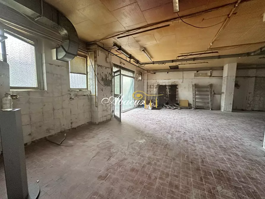 Immagine 8 di Laboratorio in affitto  in Via Sernesi a Firenze