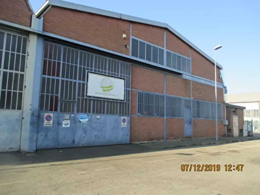Immagine 1 di Capannone industriale in affitto  in Via Alba a Moncalieri