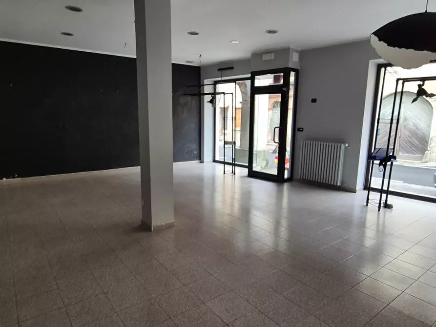 Immagine 3 di Locale commerciale in affitto  in VIA UMBERTO I a Foglizzo