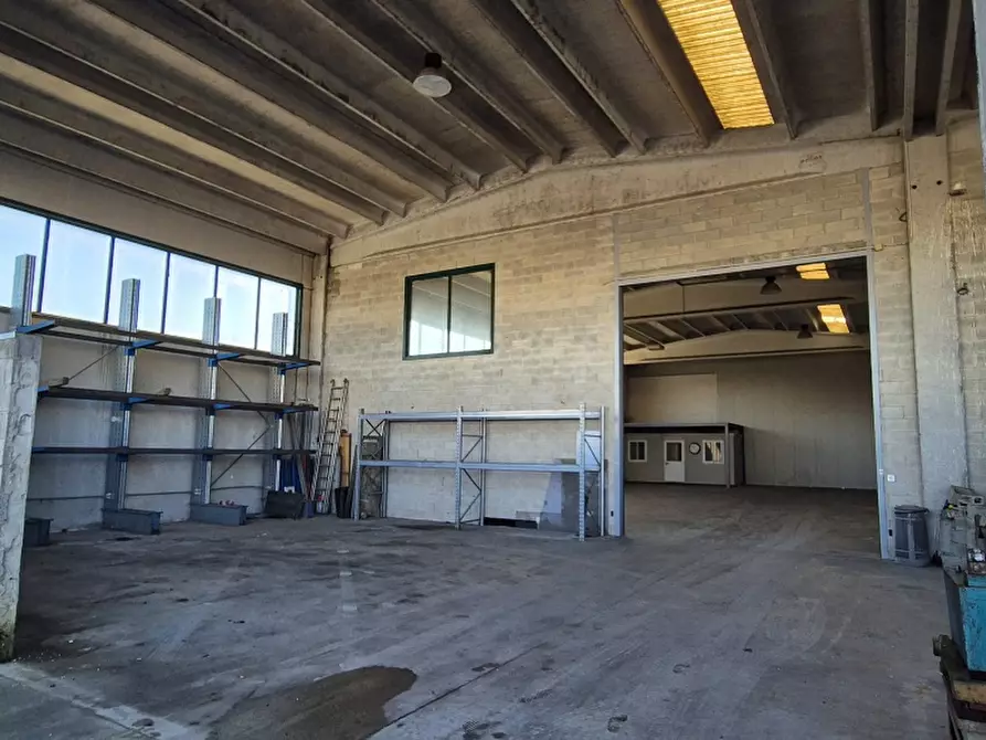 Immagine 2 di Capannone industriale in affitto  in VIA ENZO FERRARI 9 a Verolengo