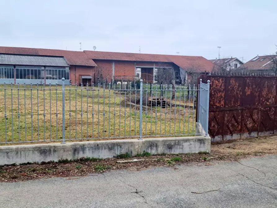 Immagine 1 di Terreno agricolo in affitto  in VIA MAESTRA a Chivasso