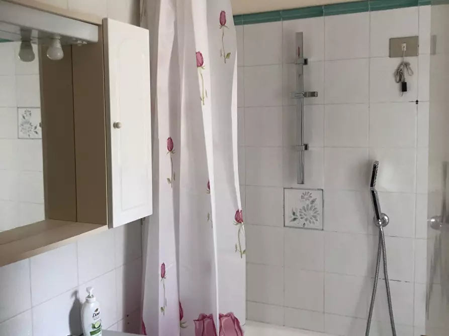 Immagine 6 di Appartamento in affitto  in VIA CAMILLO CAVOUR a Firenze