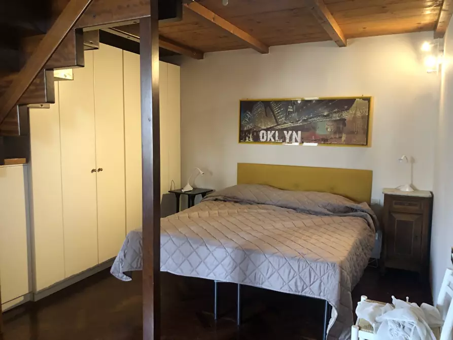 Immagine 3 di Appartamento in affitto  in VIA CAMILLO CAVOUR a Firenze