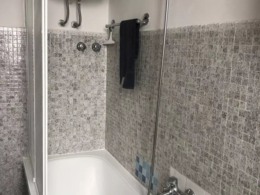 Immagine 12 di Appartamento in affitto  in VIA VITTORIO EMANUELE II a Firenze