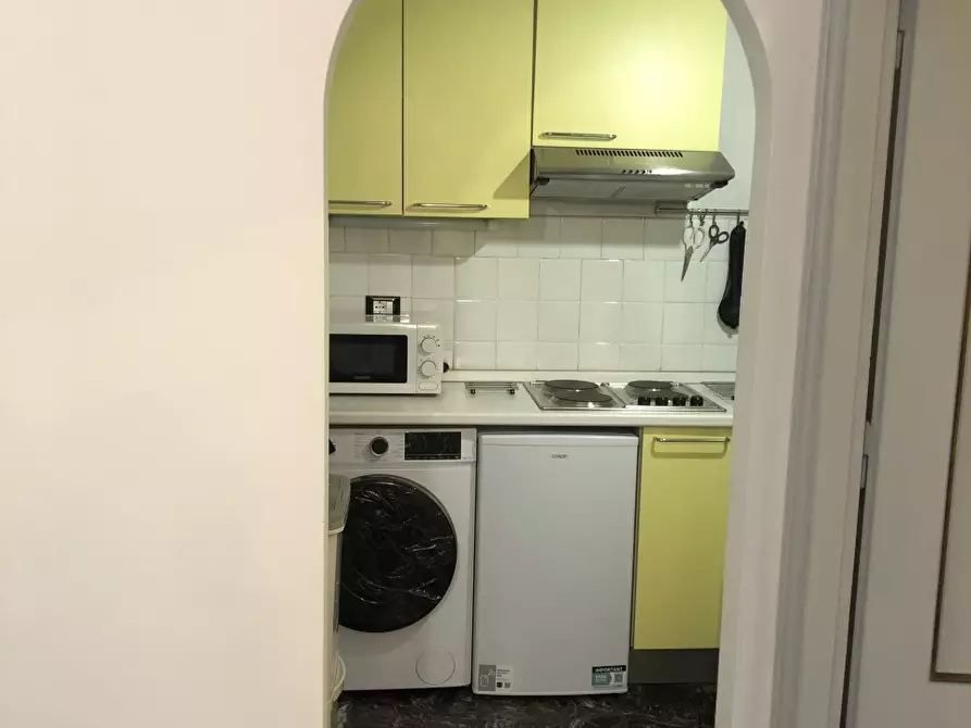 Immagine 16 di Appartamento in affitto  in VIA VITTORIO EMANUELE II a Firenze