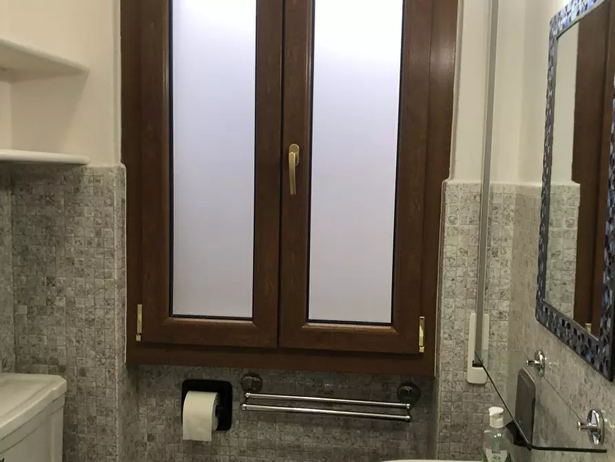 Immagine 13 di Appartamento in affitto  in VIA VITTORIO EMANUELE II a Firenze