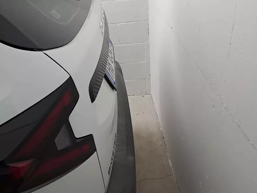 Immagine 7 di Garage in affitto  in via di Villa Demidoff a Firenze