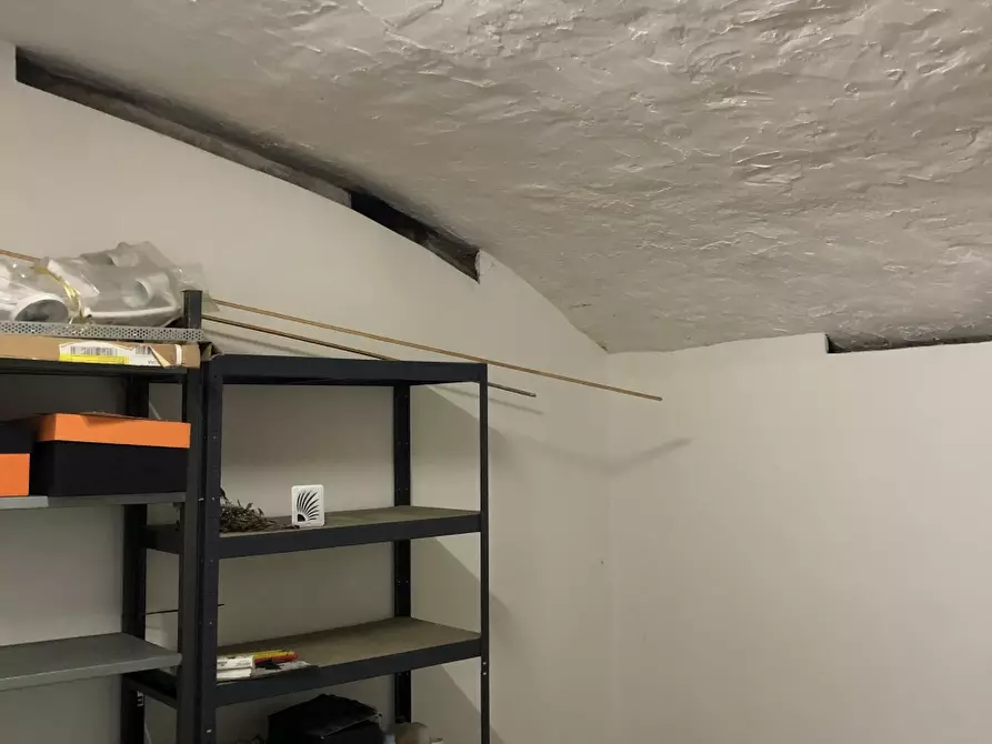 Immagine 7 di Cantina in affitto  in via Pandolfini a Firenze