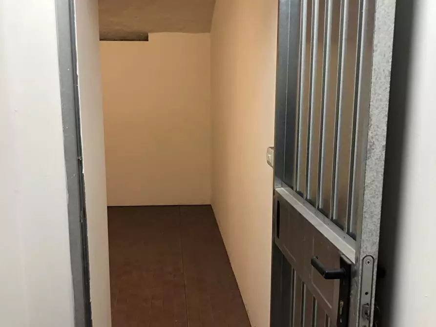Immagine 2 di Cantina in affitto  in via Pandolfini a Firenze