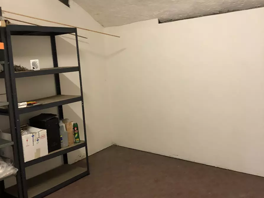 Immagine 1 di Cantina in affitto  in via Pandolfini a Firenze