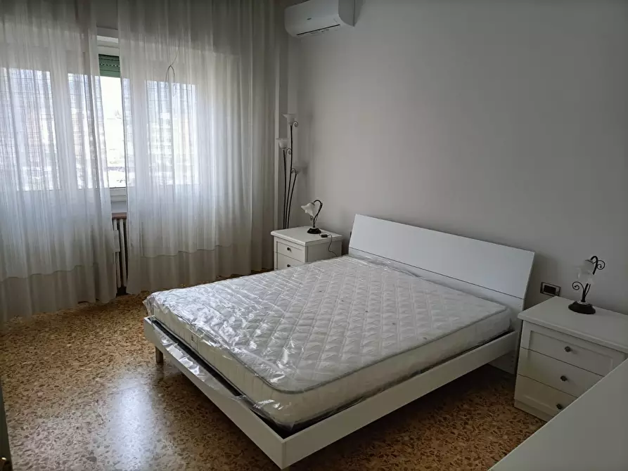 Immagine 12 di Appartamento in affitto  in viale Pratese a Sesto Fiorentino