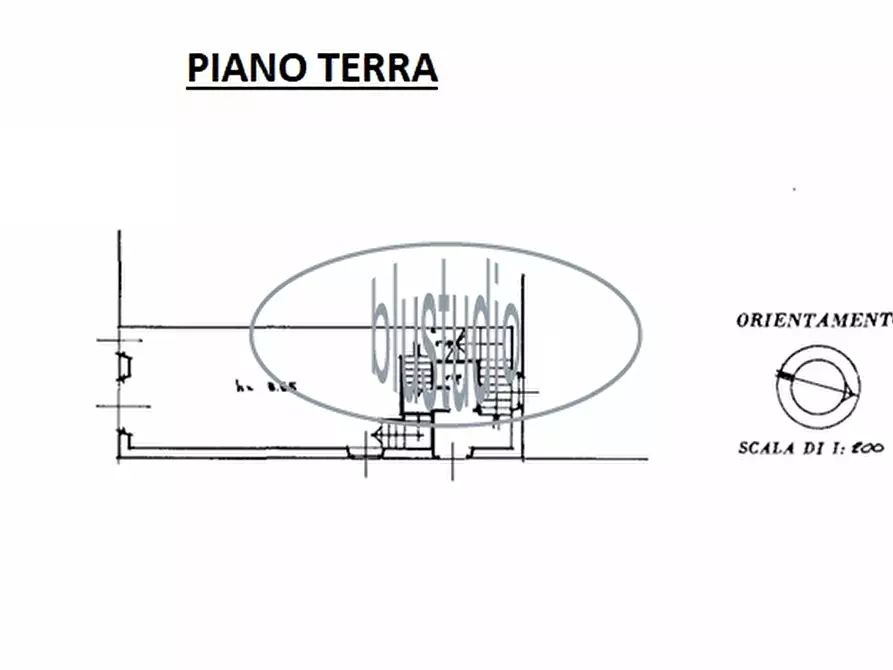 Immagine 2 di Attività commerciale in affitto  a Figline E Incisa Valdarno