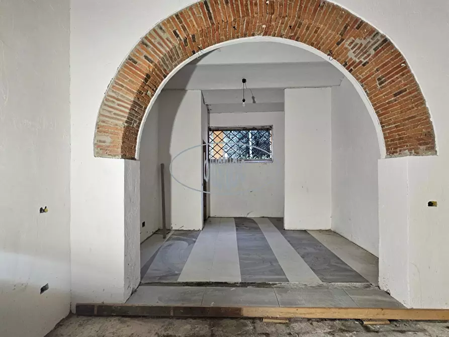 Immagine 3 di Negozio in affitto  in corso mazzini a Figline E Incisa Valdarno