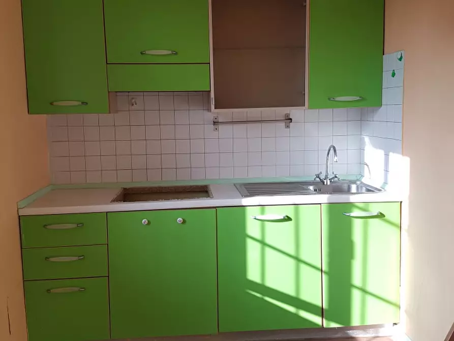 Immagine 1 di Appartamento in affitto  a Pavia