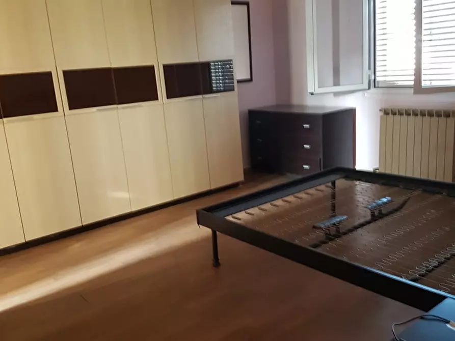Immagine 4 di Appartamento in affitto  a Pavia