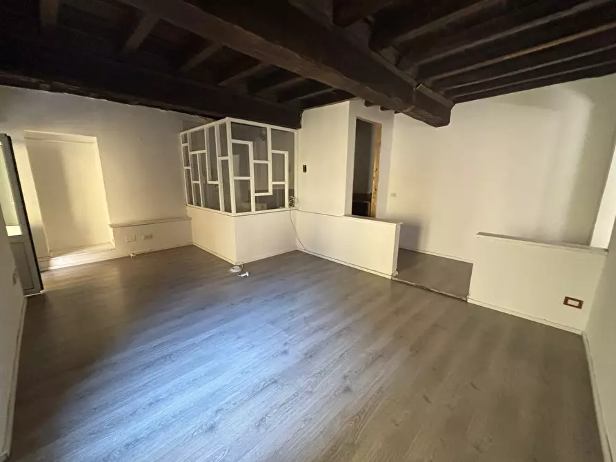 Immagine 8 di Appartamento in affitto  in CORSO GARIBALDI a Pavia