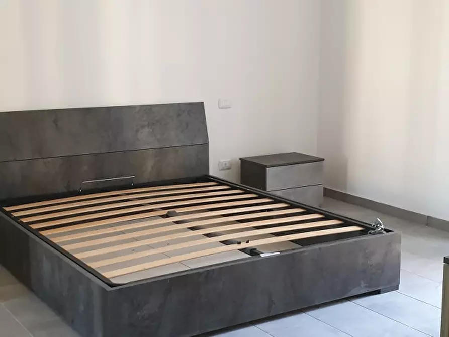 Immagine 5 di Appartamento in affitto  a Pavia