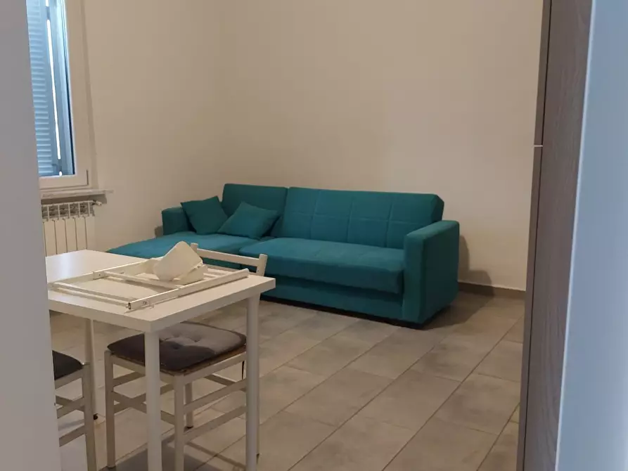 Immagine 2 di Appartamento in affitto  a Pavia