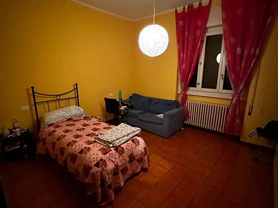 Immagine 3 di Stanza singola in affitto  a Pavia