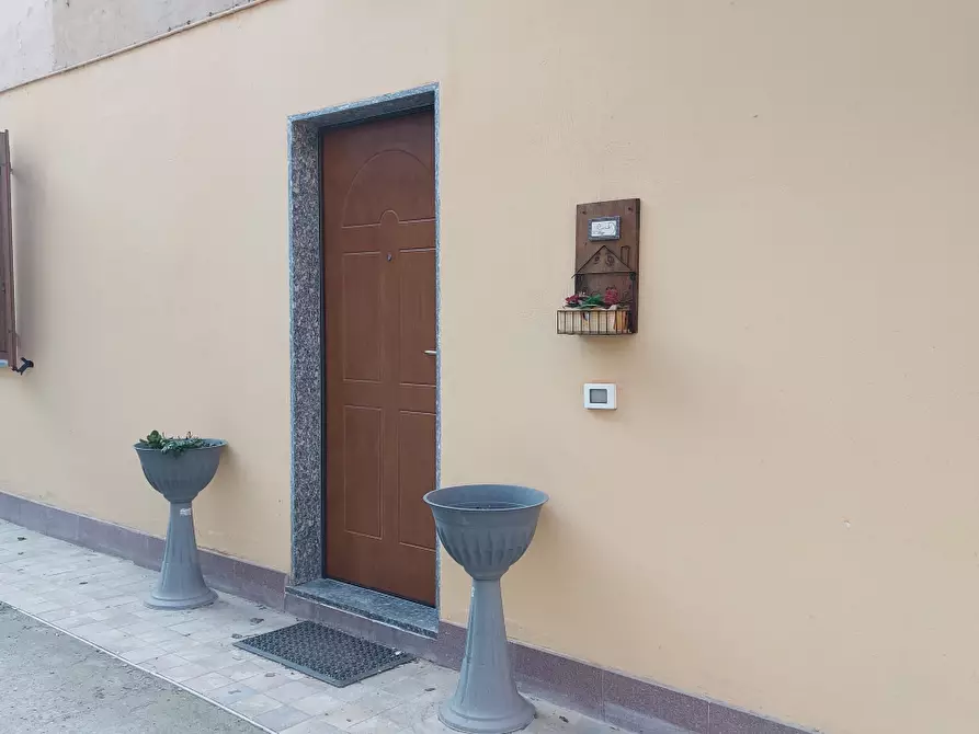 Immagine 2 di Appartamento in affitto  a Pavia