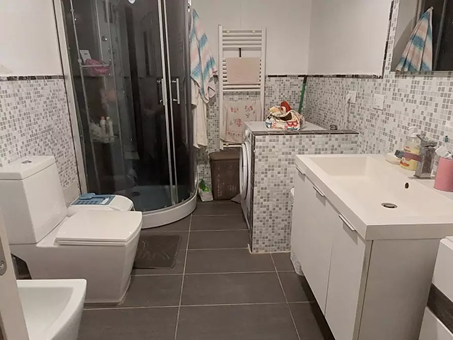 Immagine 4 di Appartamento in affitto  a Pavia