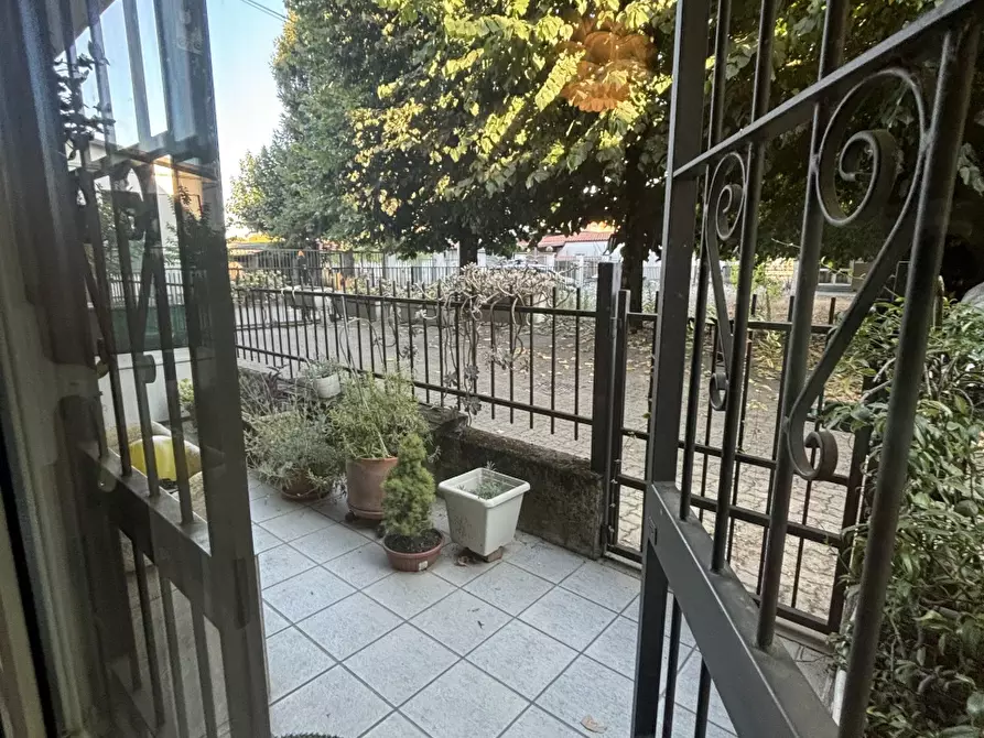Immagine 8 di Appartamento in affitto  a Travacò Siccomario