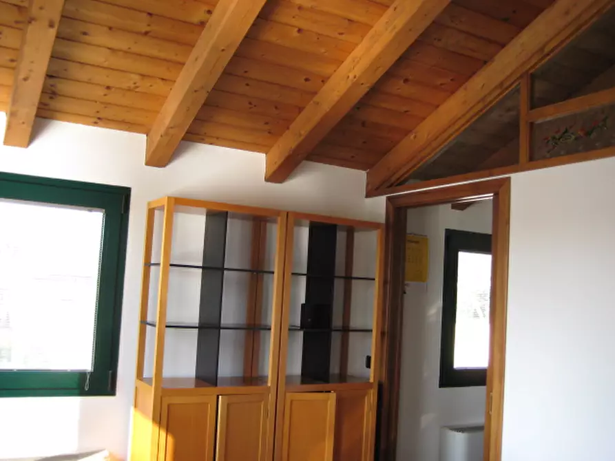 Immagine 5 di Ufficio in affitto  a Padova