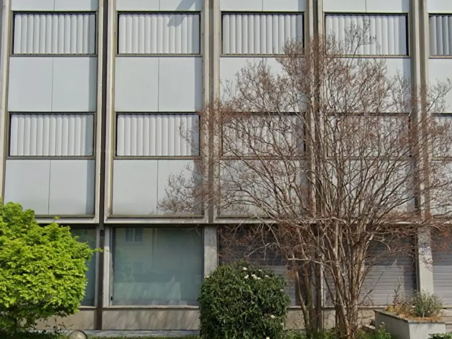 Immagine 19 di Ufficio in affitto  a Padova