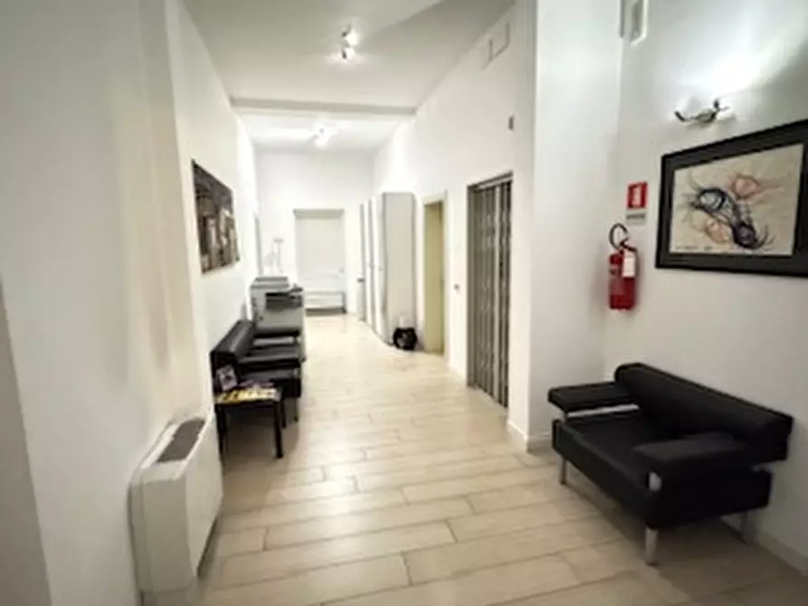 Immagine 2 di Ufficio in affitto  a Padova