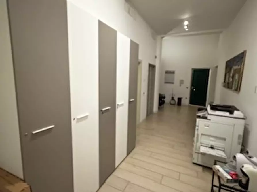 Immagine 7 di Ufficio in affitto  a Padova