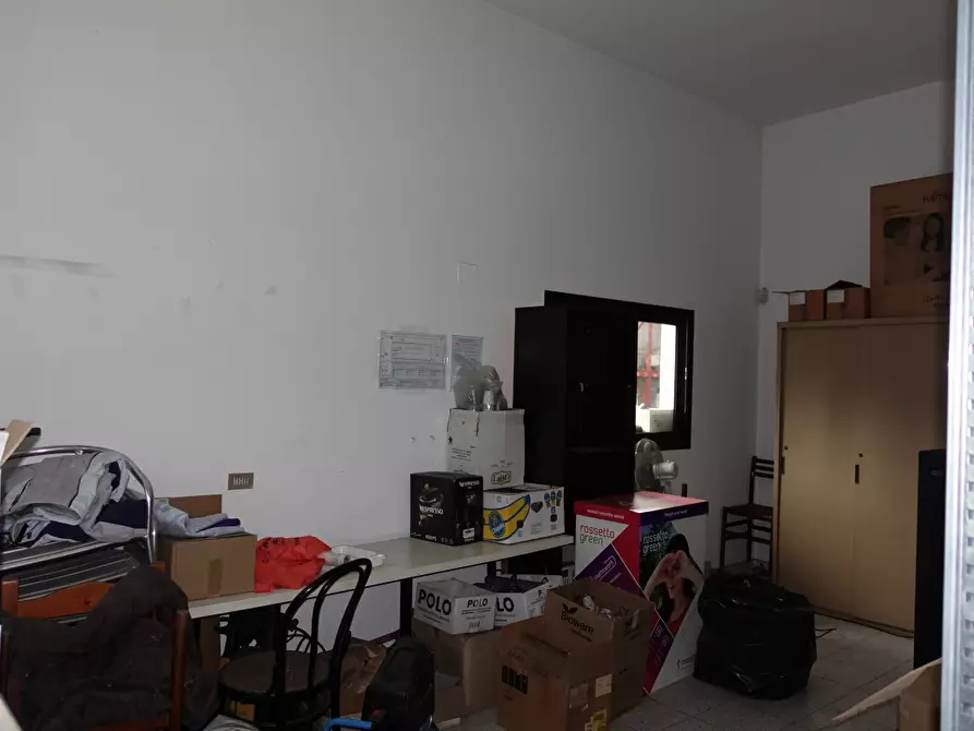 Immagine 12 di Capannone industriale in affitto  a Mestrino