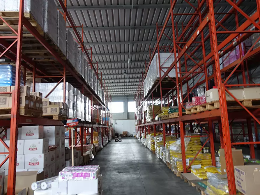 Immagine 3 di Capannone industriale in affitto  a Mestrino