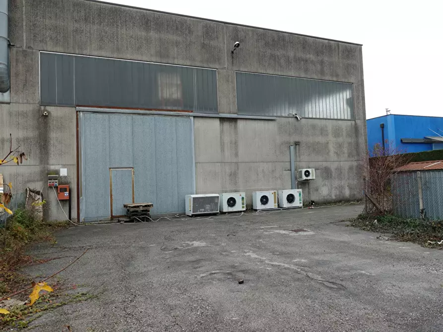 Immagine 19 di Capannone industriale in affitto  a Mestrino