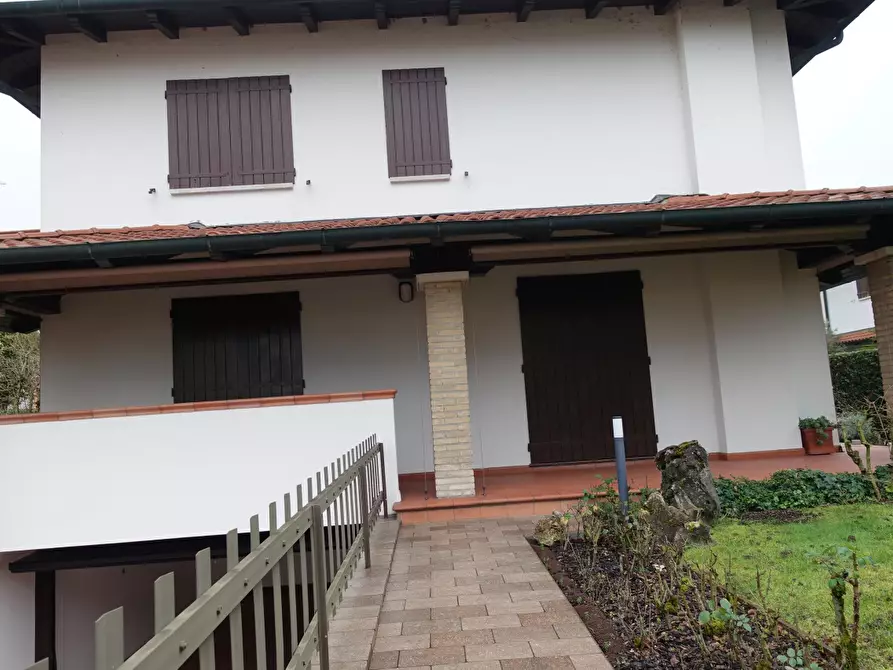 Immagine 3 di Casa bifamiliare in affitto  a Stra