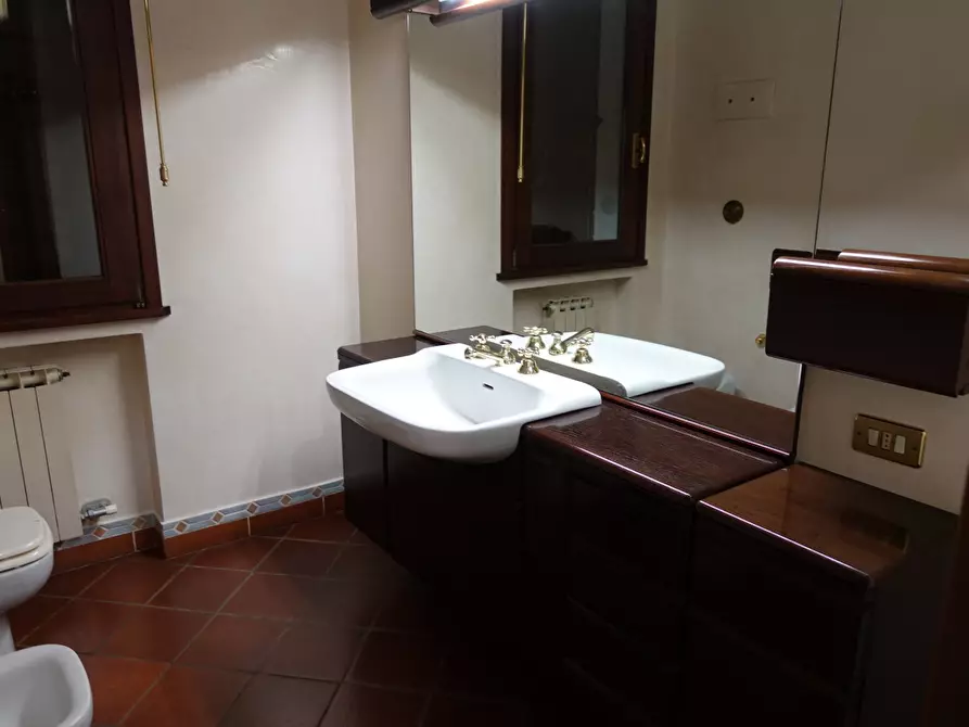 Immagine 15 di Casa bifamiliare in affitto  a Stra