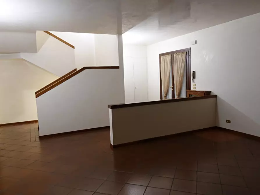 Immagine 18 di Casa bifamiliare in affitto  a Stra