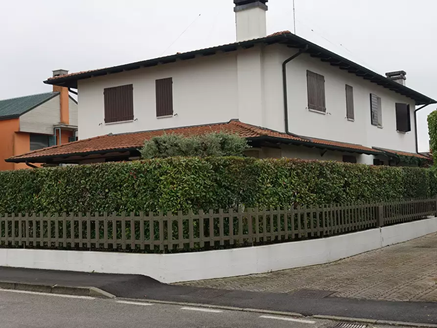Immagine 40 di Casa bifamiliare in affitto  a Stra