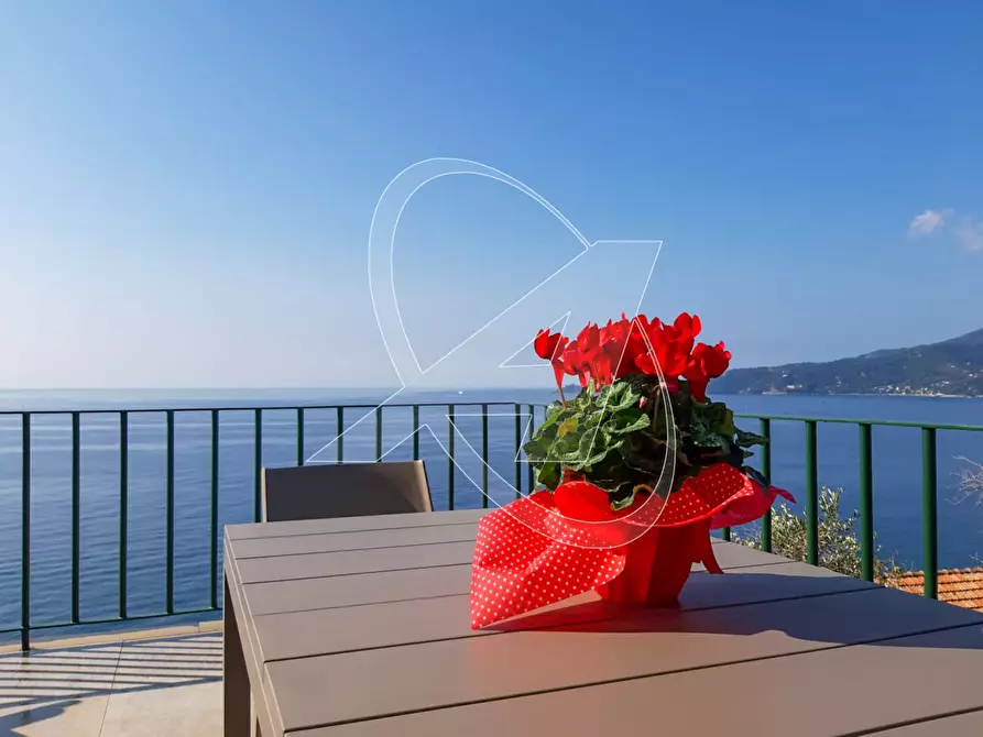 Immagine 1 di Appartamento in affitto  in Via Aurelia a Zoagli