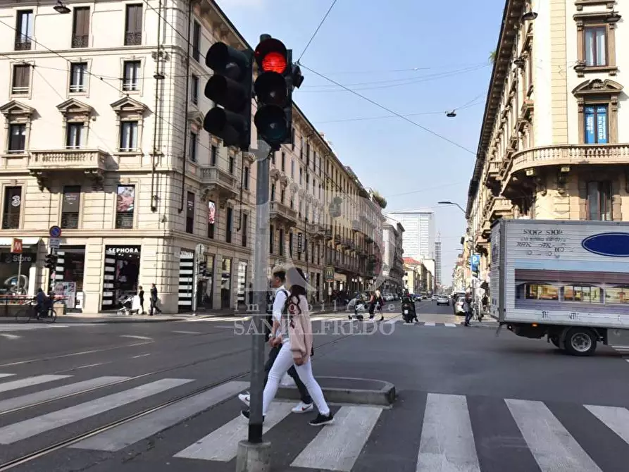 Immagine 2 di Negozio in affitto  in CORSO BUENOS AIRES a Milano