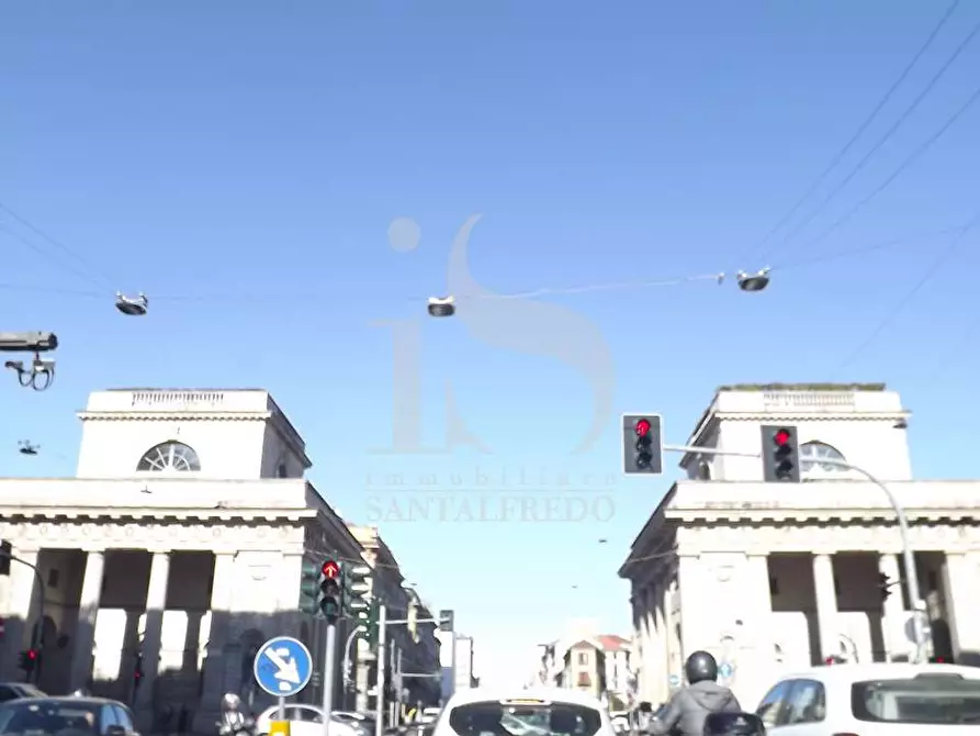 Immagine 12 di Negozio in affitto  in CORSO BUENOS AIRES a Milano
