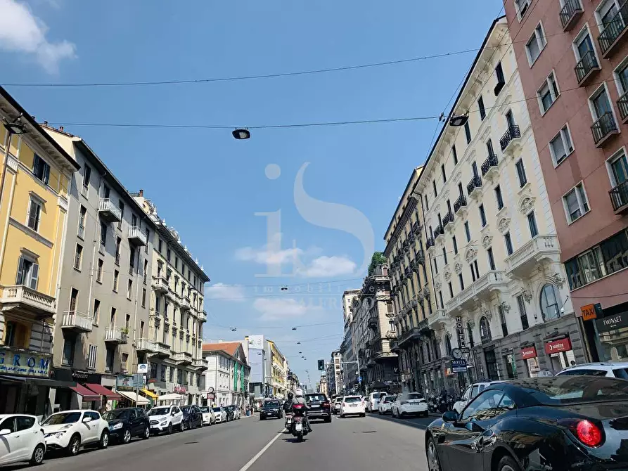 Immagine 13 di Negozio in affitto  in CORSO BUENOS AIRES a Milano