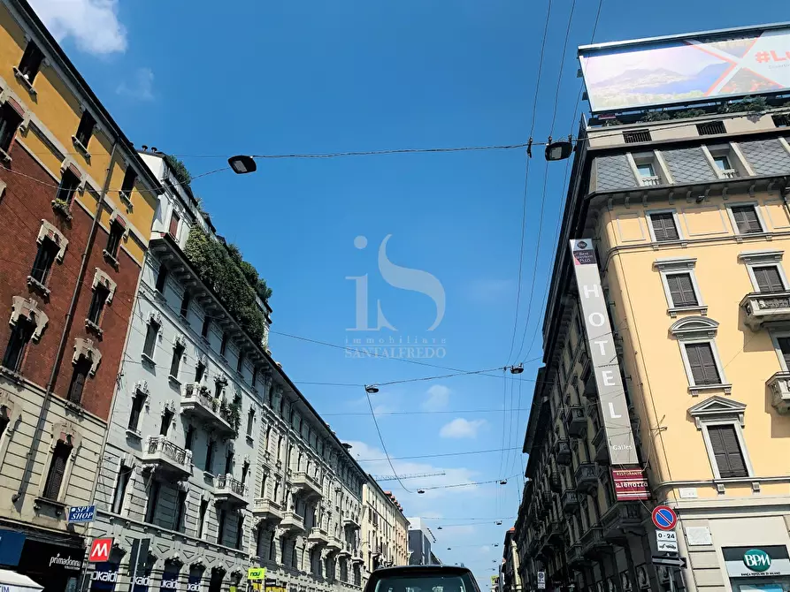 Immagine 14 di Negozio in affitto  in CORDO BUENOS AIRES  a Milano