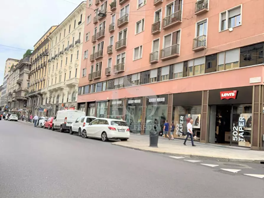 Immagine 7 di Negozio in affitto  in CORSO BUENOS AIRES a Milano