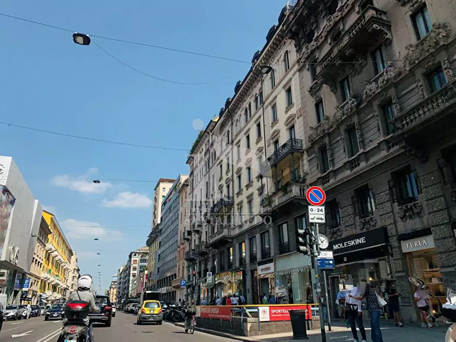 Immagine 15 di Negozio in affitto  in CORSO BUENOS AIRES a Milano