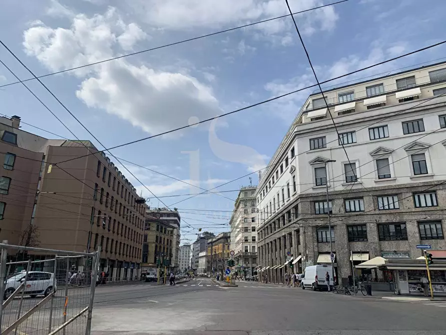 Immagine 9 di Negozio in affitto  in VIA TORINO a Milano