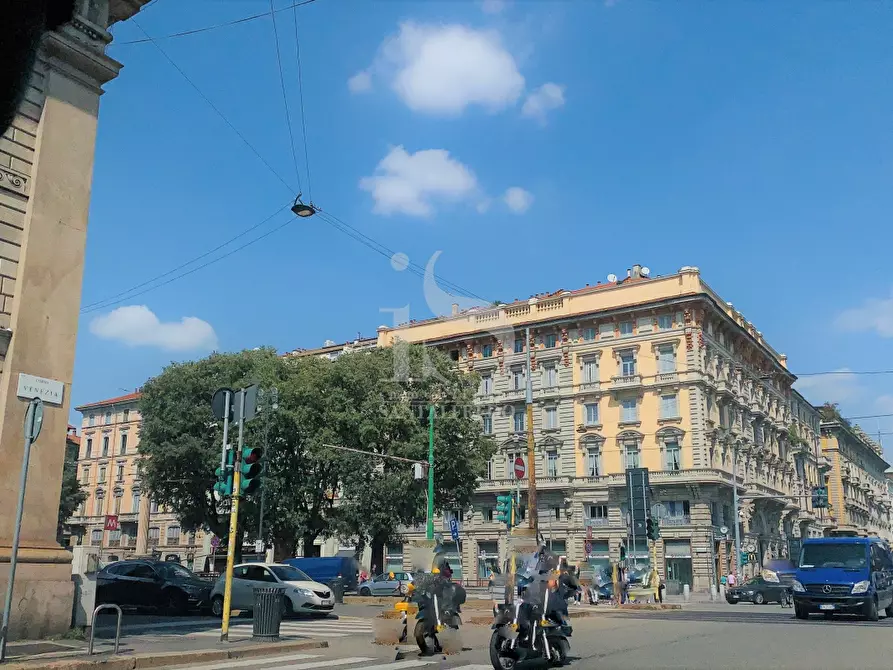 Immagine 8 di Negozio in affitto  in CORSO BUENOS AIRES a Milano
