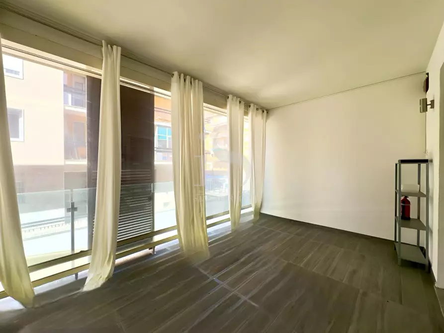 Immagine 14 di Appartamento in affitto  in VIA ANTONIO SMAREGLIA  a Milano